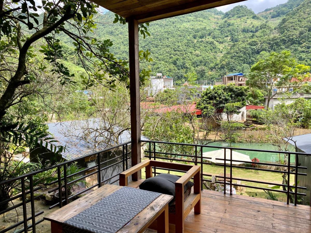 House By Lake Hotell Moc Chau Eksteriør bilde