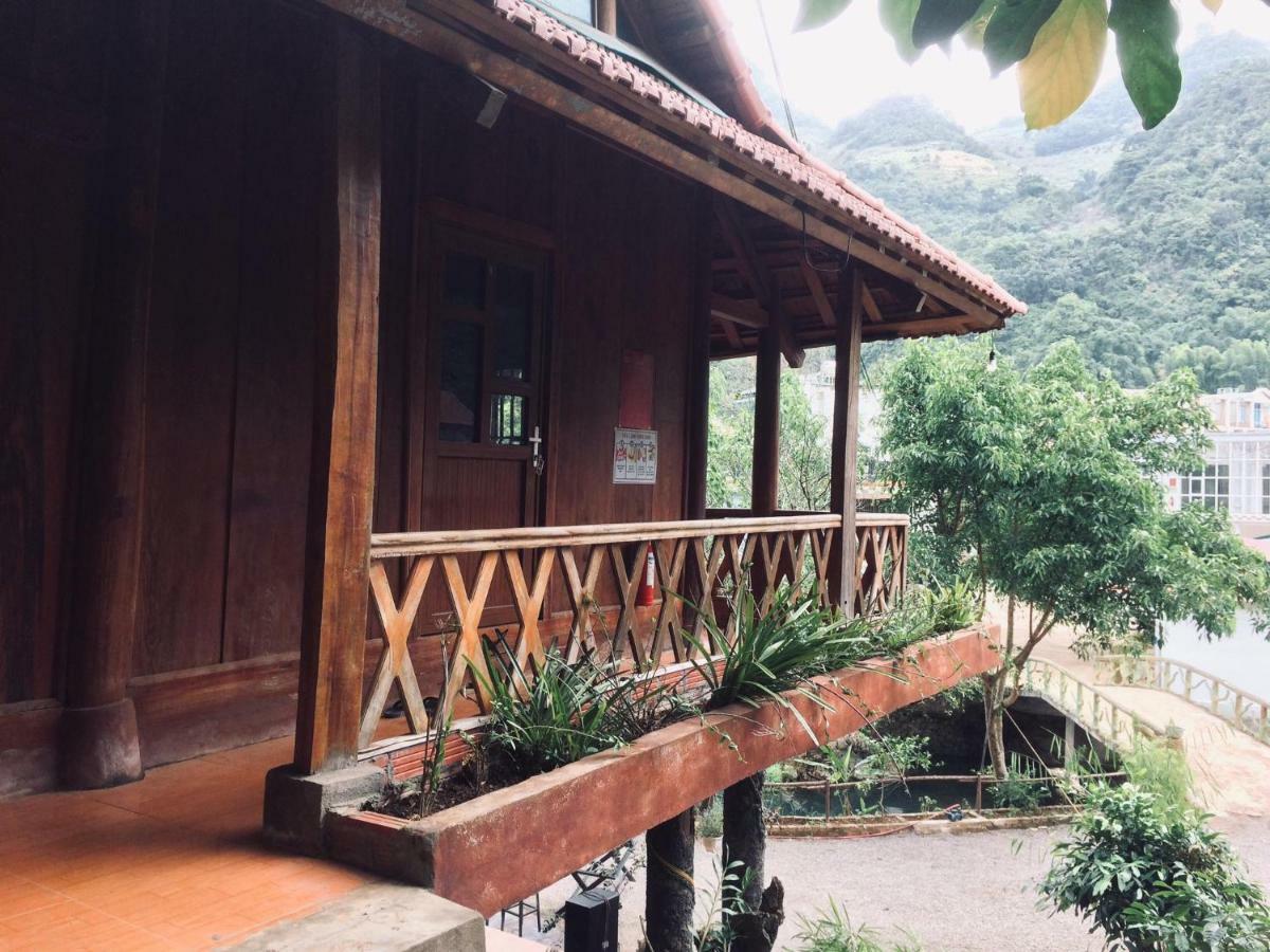 House By Lake Hotell Moc Chau Eksteriør bilde