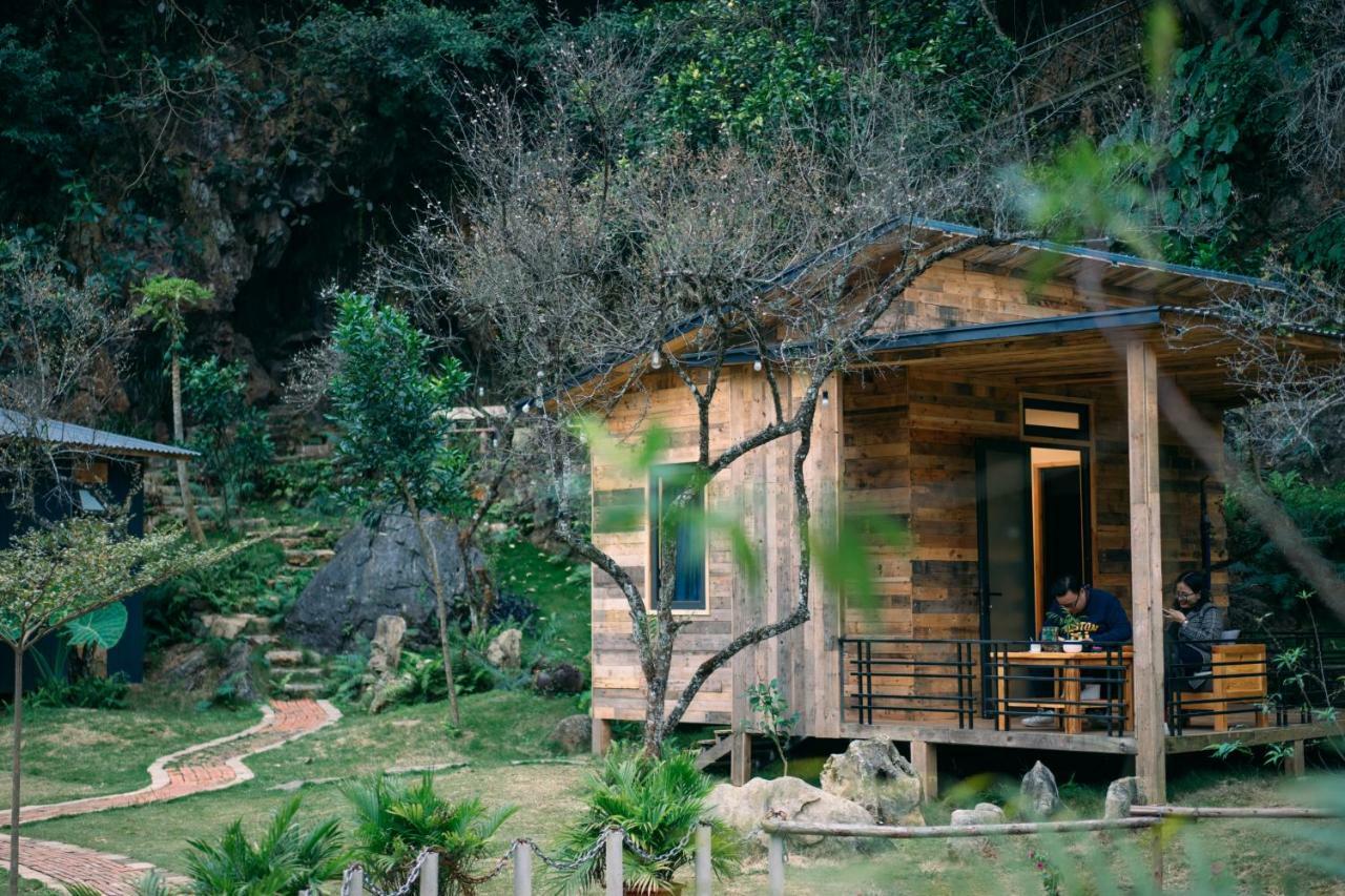 House By Lake Hotell Moc Chau Eksteriør bilde